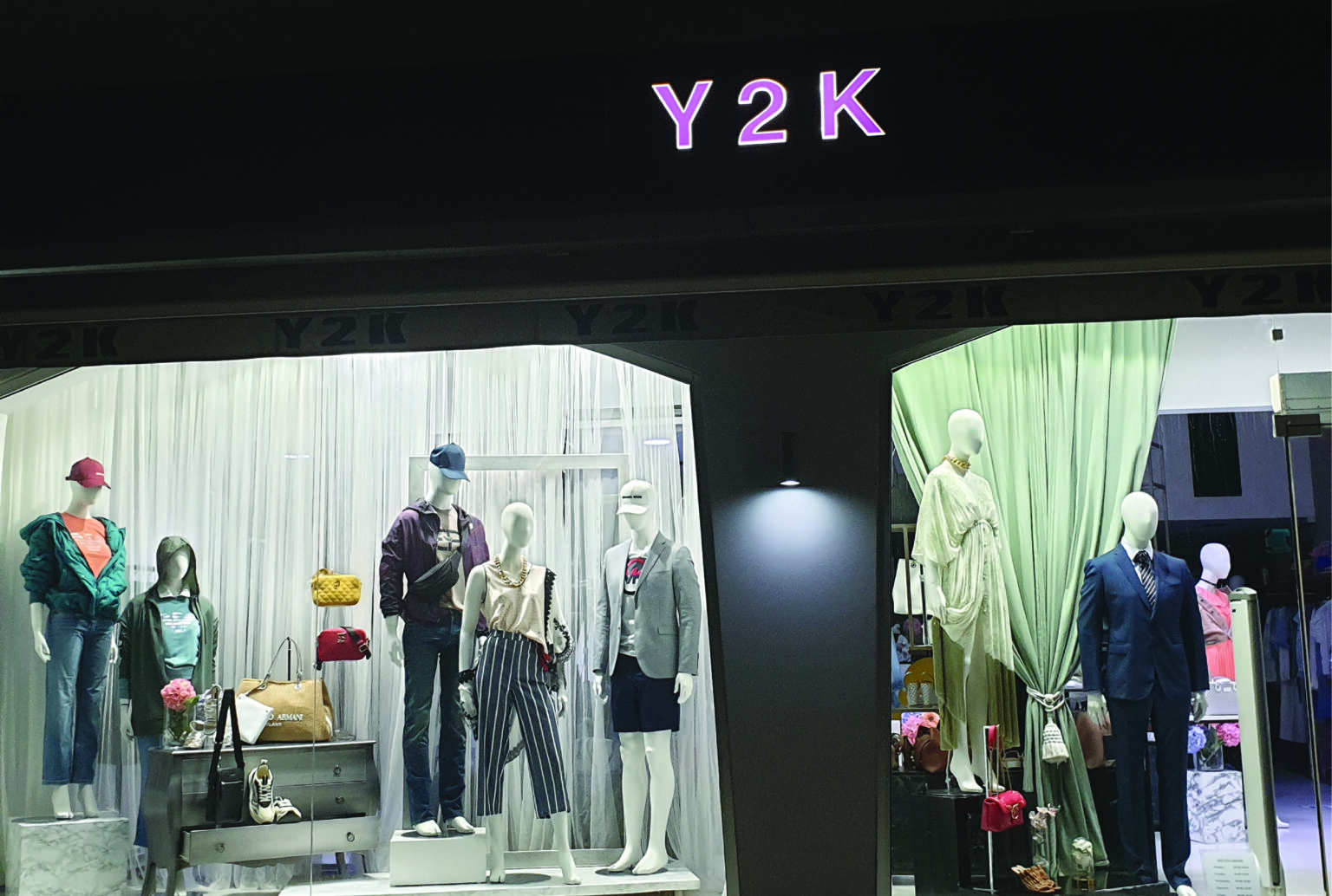 About us Y2K BOUTIQUE