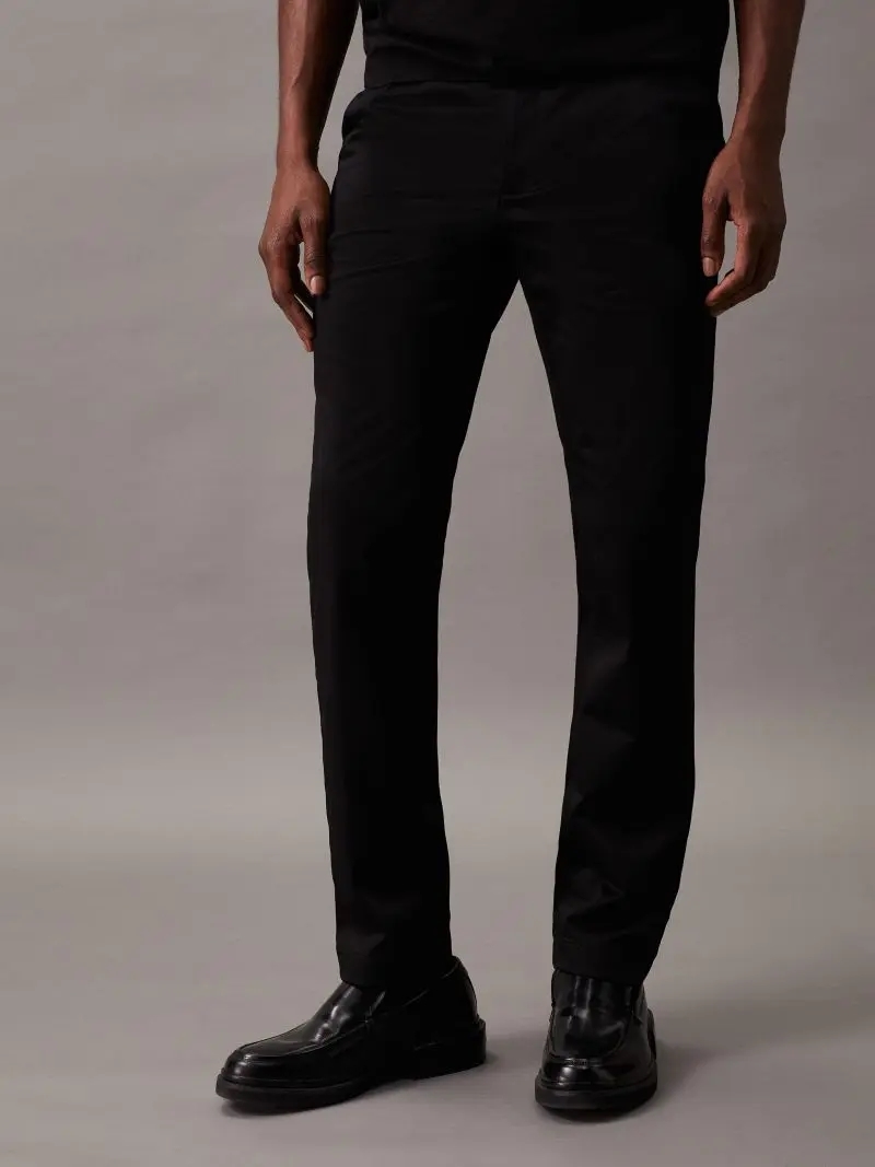 CALVIN KLEIN - SLIM CHINO