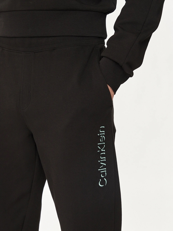 CALVIN KLEIN - SWEATPANTS EMBOSSED LOGO - Image 4